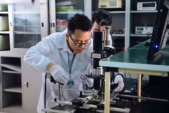 Tập đoàn Công nghiệp-Viễn thông Quân đội (Viettel) là một trong những doanh nghiệp tiên phong đổi mới sáng tạo. (Ảnh TRẦN ĐỨC)