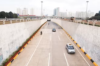 Hầm chui nút giao Trần Duy Hưng-Đại lộ Thăng Long. (Ảnh Phạm Hùng)