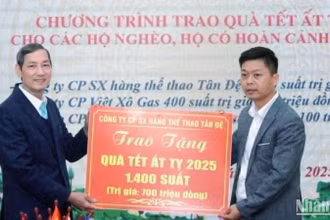 Hiệp hội Doanh nghiệp tỉnh Thái Bình tiếp nhận những tấm lòng hảo tâm, thơm thảo của các doanh nghiệp ủng hộ kinh phí mua quà Tết tặng người nghèo, người có hoàn cảnh khó khăn trên địa bàn.