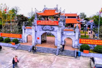 Lễ hội đền A Sào là lễ hội cấp vùng, còn bảo lưu những nét văn hóa truyền thống.