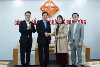 Đoàn đại biểu Hàn Quốc thăm, tìm hiểu hoạt động sản xuất, kinh doanh tại Công ty cổ phần Quốc tế Bảo Hưng.