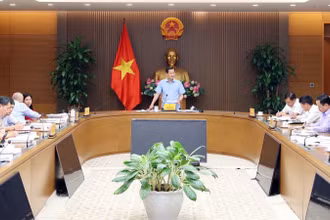 Quang cảnh cuộc họp.