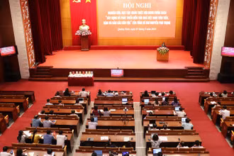 Quang cảnh Hội nghị nghiên cứu học tập, quán triệt nội dung cuốn sách của Tổng Bí thư Nguyễn Phú Trọng. 