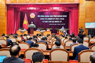 Quang cảnh Kỳ họp thứ 24, Hội đồng Nhân dân tỉnh Quảng Ninh khoá XIV, nhiệm kỳ 2021-2026.