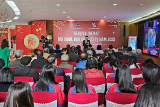 Quang cảnh lễ khai mạc Hội sách, báo Xuân Ất Tỵ 2025.