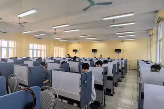 Thí sinh dự thi Đánh giá năng lực năm 2024. Ảnh: VNU