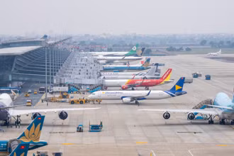 [Ảnh] Nhà ga sân bay quốc tế Nội Bài nhộn nhịp những ngày cuối năm