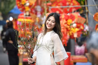 [Ảnh] Không khí Tết đến thật gần nơi chợ hoa Hàng Lược