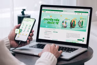 Khách hàng có thể dễ dàng chuyển tiền quốc tế trên ứng dụng ngân hàng số OCB OMNI 
