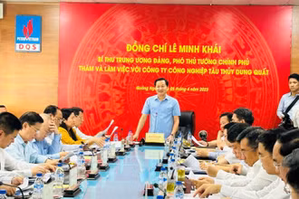 Phó Thủ tướng Lê Minh Khái làm việc với các bộ, ngành, cơ quan về phương án xử lý đối với Công ty Công nghiệp tàu thủy Dung Quất.