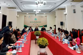 Họp báo về Ngày thơ Việt Nam lần thứ 21.