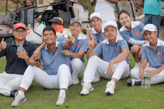 Đội tuyển golf Việt Nam tham dự giải. 