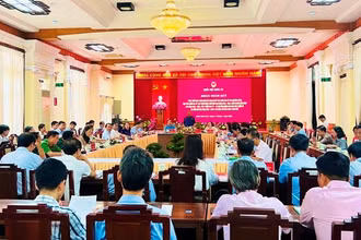 Đoàn giám sát tối cao của Quốc hội làm việc với Ủy ban nhân dân tỉnh Thừa Thiên Huế về các Chương trình mục tiêu quốc gia.