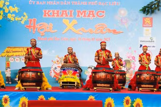 Rộn ràng khai mạc “Chợ quê ngày Tết” Xuân Quý Mão ở thành phố Bạc Liêu. (Ảnh: Trọng Duy)