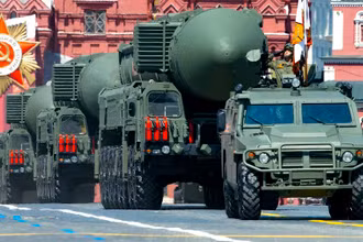 Hệ thống tên lửa đạn đạo xuyên lục địa Yars RS-24 của Nga. (Ảnh minh họa: AP)