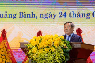 Bí thư Tỉnh ủy Quảng Bình Vũ Đại Thắng đọc diễn văn tại buổi lễ.