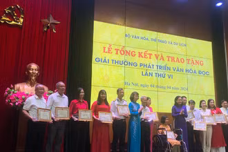 Các cá nhân được trao giải Phát triển Văn hóa đọc lần thứ VI.