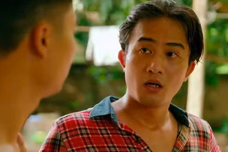 Tạo hình mới của Doãn Quốc Đam trong "Làng trong phố".