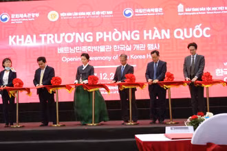 Lễ khai trương Phòng trưng bày. (Ảnh: Bảo tàng Dân tộc học Việt Nam cung cấp)