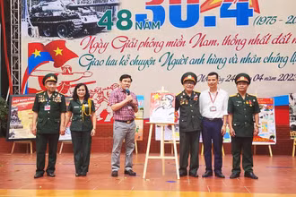 Nhiều hoạt động ý nghĩa chào mừng những ngày lễ lớn ở ngôi trường mang tên quyền Chủ tịch nước Huỳnh Thúc Kháng
