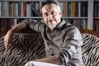 Nhà văn Italia Guido Sgardoli. (Ảnh: Chibooks)