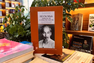 Trưng bày 5 bảo vật quốc gia tại Triển lãm sách nhân kỷ niệm 55 năm thực hiện Di chúc của Chủ tịch Hồ Chí Minh 