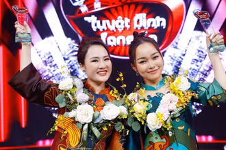 Hoàng Như Quỳnh và Võ Phương Thủy với ngôi vị quán quân cuộc thi. (Ảnh: Ban tổ chức cung cấp)