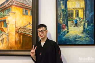 Họa sĩ Trần Nam Long.