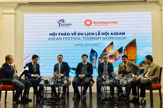 Các đại biểu tham gia phiên thảo luận về du lịch lễ hội ASEAN.