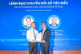Vinh danh lãnh đạo chuyển đổi số tiêu biểu năm 2024.