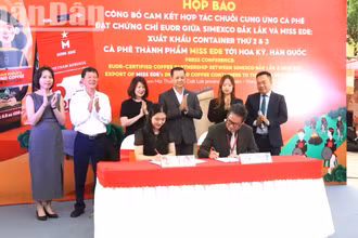 Công ty trách nhiệm hữu hạn thương mại, dịch vụ Nông trại EDE và Công ty The Nanum Trading (Hàn Quốc) ký kết hợp tác thương mại song phương.