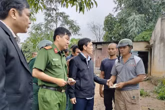Bí thư Huyện ủy Krông Búk Nguyễn Hải Đông thăm hỏi, hỗ trợ, động viên người thân người thân em H.N.AM.