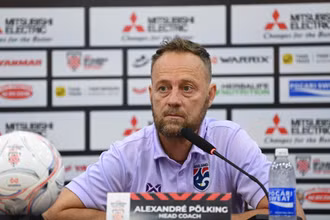 HLV Mano Polking tại buổi họp báo trước thềm trận chung kết AFF Cup 2022. (Ảnh: Mạnh Quân)