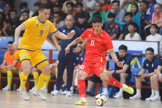 Đội tuyển futsal Việt Nam gỡ hòa sau khi bị dẫn trước. (Ảnh: VFF)