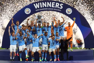 Man City lần đầu vô địch Cúp C1 châu Âu đồng thời hoàn tất cú ăn ba ở mùa giải này, sau khi đã đăng quang tại Ngoại hạng Anh và Cúp FA. (Ảnh: Reuters)