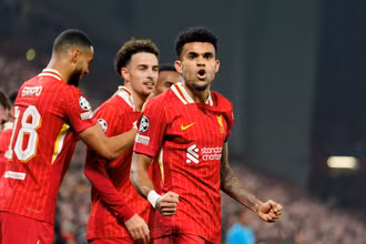 Liverpool đang dẫn đầu Ngoại hạng Anh. (Ảnh: TheIndependent)