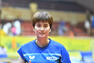 Nguyễn Khoa Diệu Khánh vô địch nội dung đơn nữ Giải vô địch bóng bàn quốc gia Báo Nhân Dân lần thứ 42.