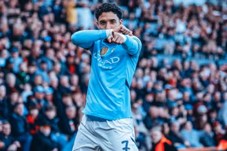Omar Marmoush ghi bàn thắng ấn định chiến thắng 2-1 cho đội bóng áo xanh The Citizens. (Ảnh: ManCity)