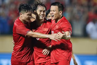 Đoàn quân của huấn luyện viên Philippe Troussier thua 2 trận đấu giao hữu dịp FIFA Days. (Ảnh: VFF)