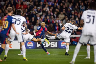 Barca và Inter Milan rượt đuổi tỷ số đầy mãn nhãn. (Ảnh: Barca FC)