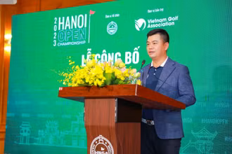 Ông Đặng Tất Thành, Tổng thư ký HNGA, Giám đốc giải đấu phát biểu tại lễ công bố Giải golf Hà Nội mở rộng 2023. 