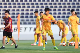 Bùi Vĩ Hào trong buổi tập chiều 18/4 cùng U22 Việt Nam tại Bà Rịa - Vũng Tàu. (Ảnh: VFF)