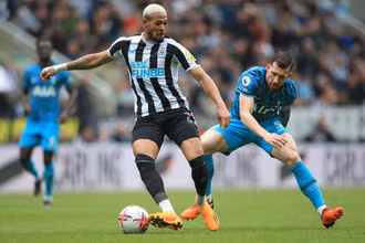 Cuộc chiến giữa Tottenham và Newcastle hứa hẹn nhiều kịch tính. (Ảnh: Times of Malta)