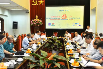 Quang cảnh buổi họp báo. (Ảnh: ĐĂNG KHOA)