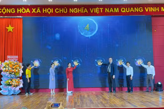 Lễ phát động chương trình. 