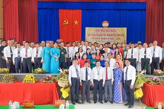 Đại hội đại biểu Mặt trận Tổ quốc huyện Bình Tân ra mắt Ban Chấp hành mới, nhiệm kỳ 2024-2029. 