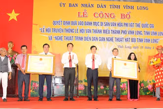 Vĩnh Long đón nhận 2 di sản văn hoá phi vật thể cấp quốc gia. 