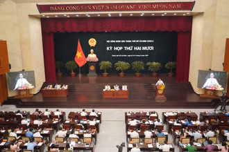 Toàn cảnh kỳ họp thứ 20.