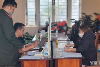 Bị can Lê Thị Bích Hoàng tại cơ quan công an.