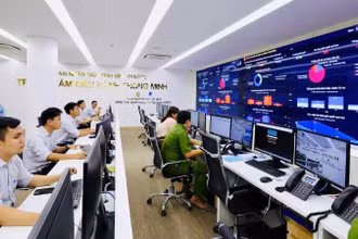 Gỡ rào cản về thể chế, chính sách sẽ giúp doanh nghiệp bứt phá trong nền kinh tế số. (Ảnh: THÚY QUỲNH)